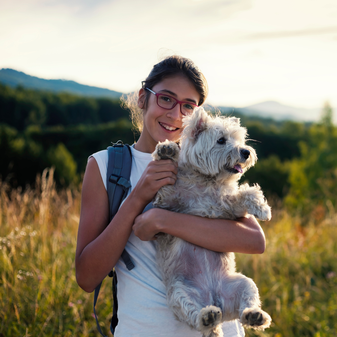 The Do’s and Don’ts of Hiking with Pets